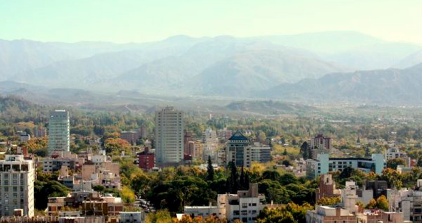 MENDOZA CON CACHEUTA - MEDIA PENSIÓN - SALIDAS EN MAYO